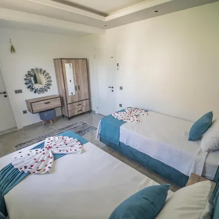 Sefam-Kalkan'Da 2+1 Jakuzili Balayi Villasi